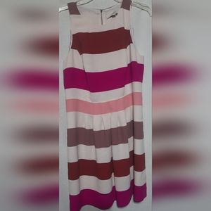 Ann Taylor Loft Pink Red white dress sleeveless size 8 pleated spring EUC